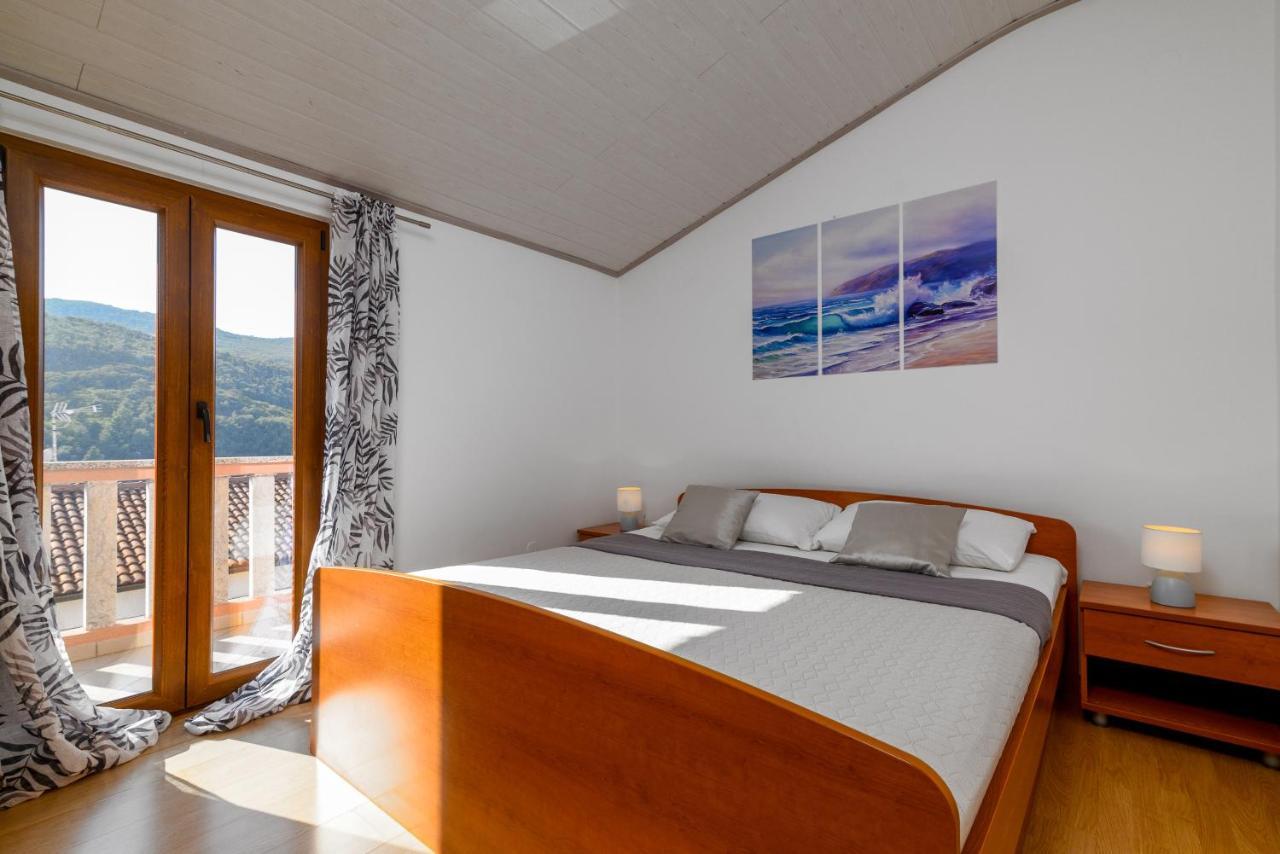 Apartments By The Sea Duga Luka - Prtlog, Labin - 2335 Kültér fotó