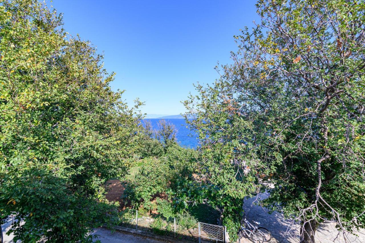 Apartments By The Sea Duga Luka - Prtlog, Labin - 2335 Kültér fotó