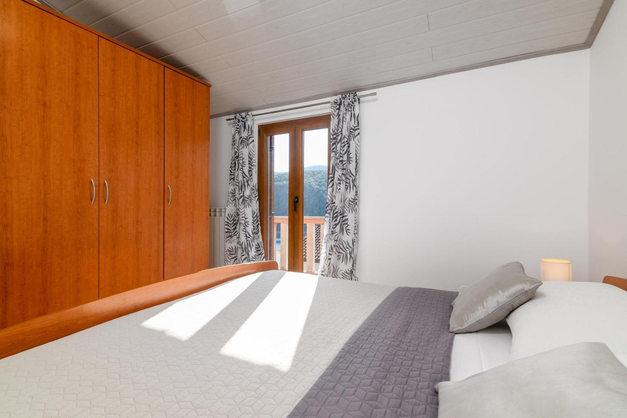 Apartments By The Sea Duga Luka - Prtlog, Labin - 2335 Szoba fotó